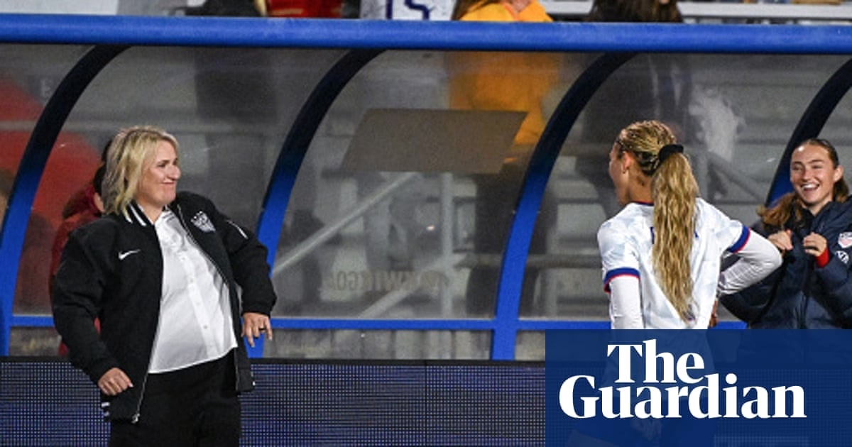 罗德曼场边舞姿点亮全场,USWNT5-0智利再胜六连不败