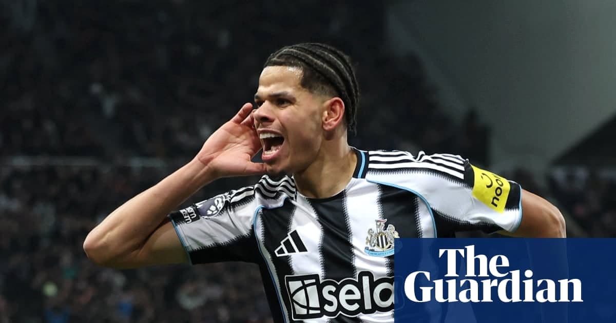 奥苏拉替补绝杀!纽卡斯尔2-0击退曼联结束卡里克不败